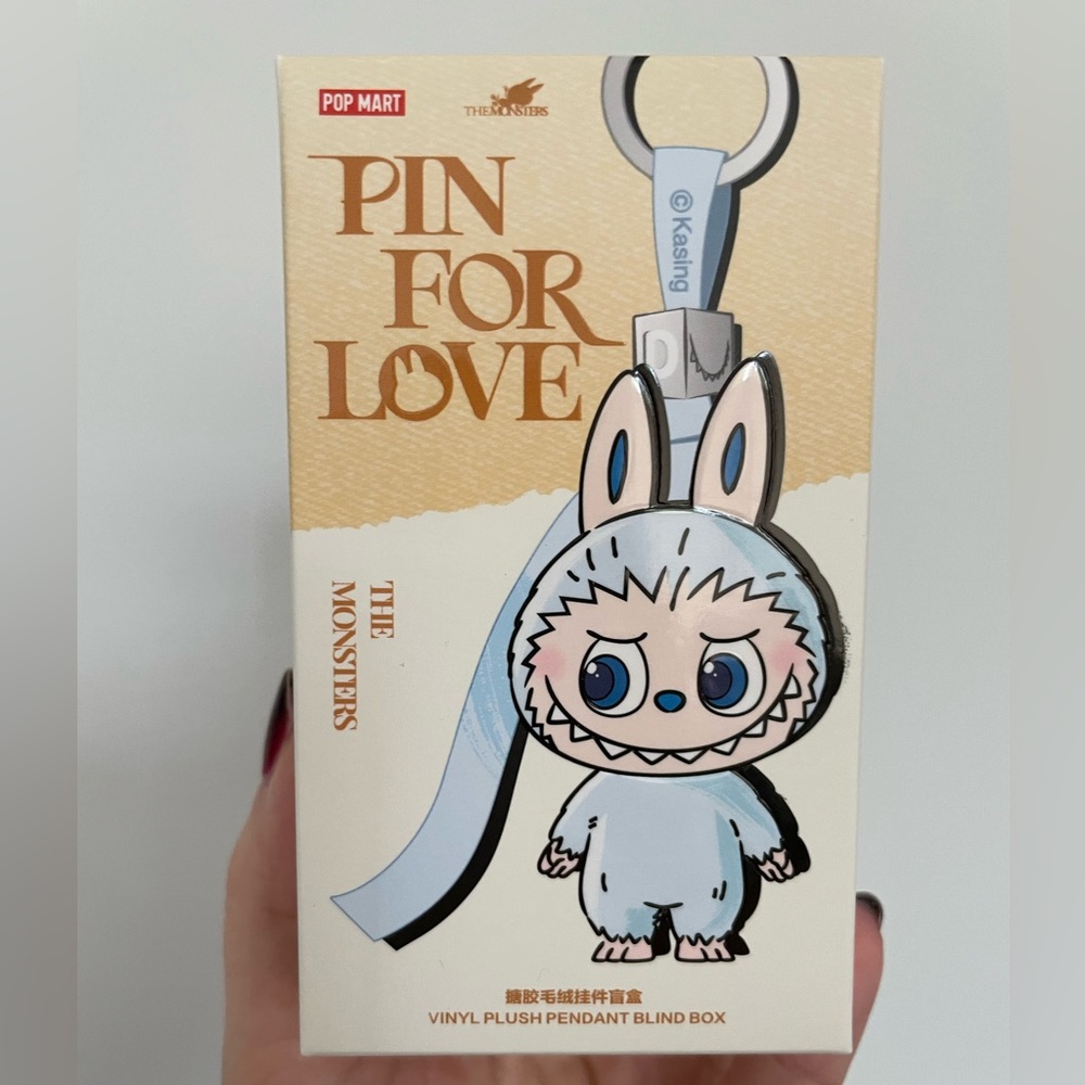 POPMART- THE MONSTERS Pin for Love Series-Vinyl Plush Pendant - “M” - NEW SEALED - Picture 9 of 9